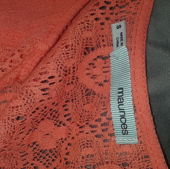 Sheer top. - Picture 5 of 5